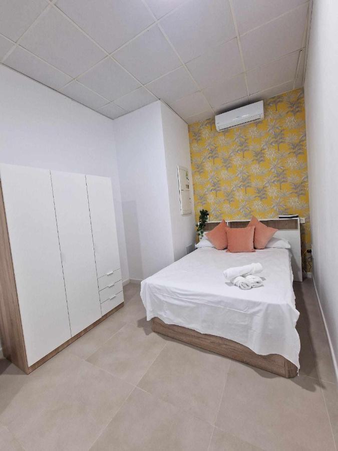 Moderno Apartamento 4 En Calle Marmoles Malaga Luaran gambar